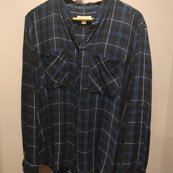 beachlunchlounge Tops - Black and Blue plaid, relaxed top